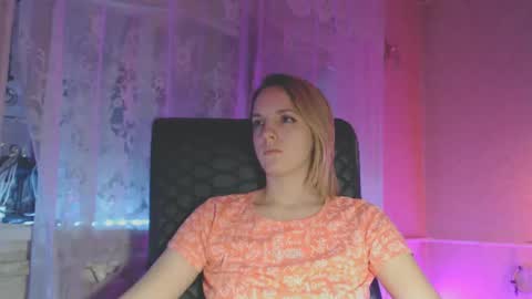 Snapshot of babymuro4ka chatting on February 12, 8:18 pm Sonya online show from February 12, 8:18 pm