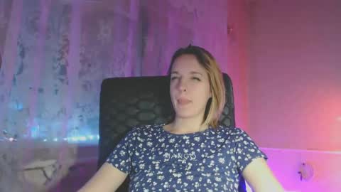 Snapshot of babymuro4ka chatting on February 21, 8:49 pm Sonya online show from February 21, 8:49 pm