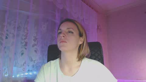 Snapshot of babymuro4ka chatting on January 24, 12:10 am Sonya online show from January 24, 12:10 am