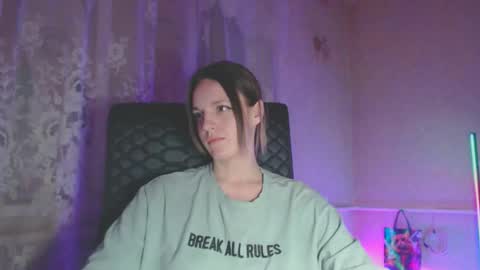 Sonya online show from February 5, 9:40 pm