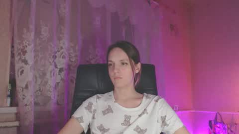 Sonya online show from April 2, 7:11 pm