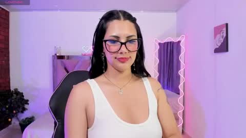  VENU  online show from April 24, 3:09 am