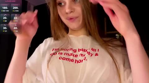 Snapshot of babyyli chatting on February 9, 12:52 pm Chloe online show from February 9, 12:52 pm