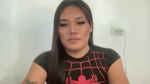 AMARA - FOLLOW ME AND THUMBS UP online show from April 25, 1:52 am