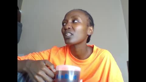 baddie_bunnie online show from April 22, 8:00 am