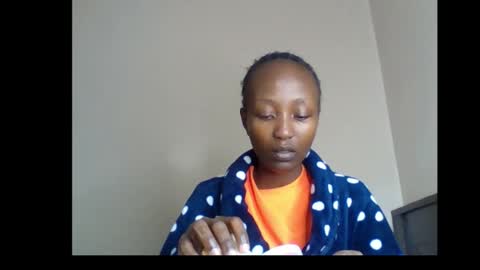 baddie_bunnie online show from April 23, 8:11 am