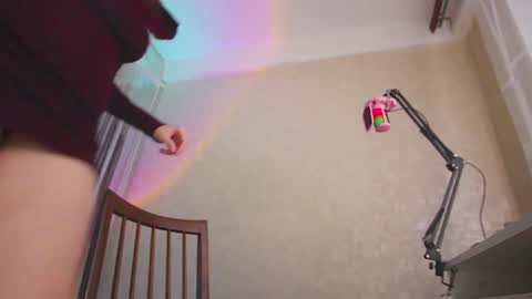 Snapshot of badwebcamgirl chatting on December 19, 10:24 am engely online show from December 19, 10:24 am