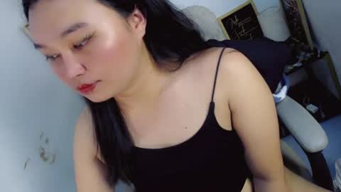 im lusty dont forget to follow me babe online show from June 18, 7:32 am