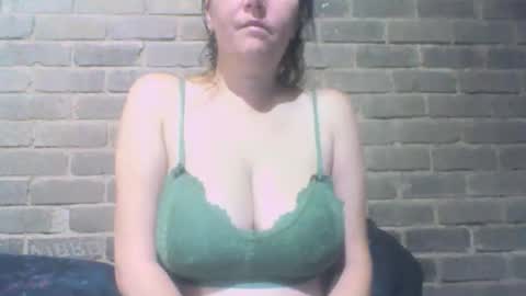 Chaterlain online show from March 31, 6:46 am