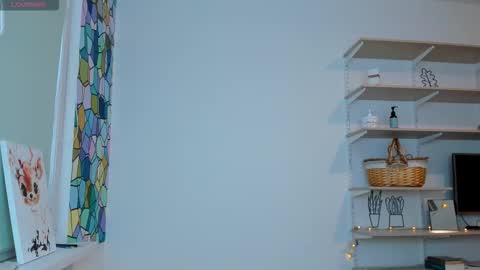 Kira online show from October 4, 1:50 pm