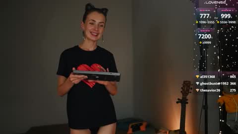 Ellen and  online show from September 13, 9:45 pm