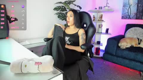 Snapshot of baphy_baby chatting on October 2, 7:19 pm Gabi online show from October 2, 7:19 pm