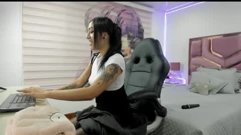 Snapshot of baphy_baby chatting on February 22, 10:04 pm Gabi online show from February 22, 10:04 pm