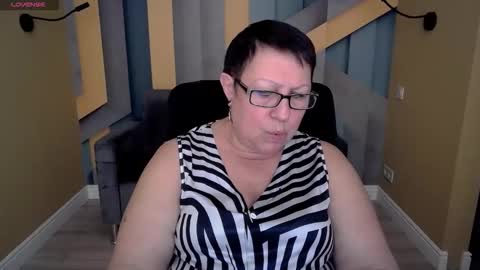 barbaraturners online show from November 25, 1:52 am