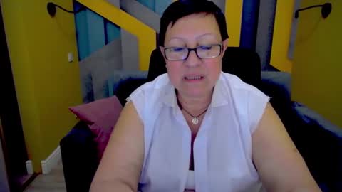 Snapshot of barbaraturners chatting on December 3, 5:19 am barbaraturners online show from December 3, 5:19 am