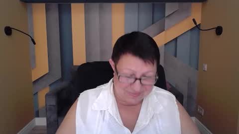 barbaraturners online show from October 31, 9:41 pm