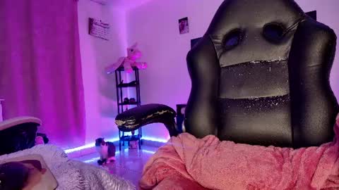 sexy Barbie online show from June 11, 10:23 am