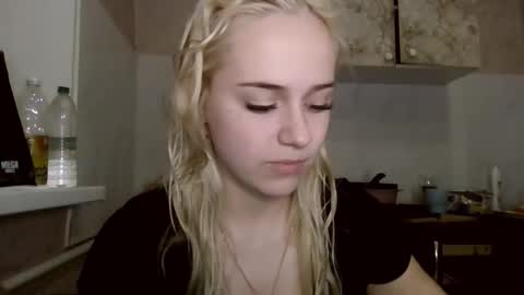 barbie___girl online show from January 18, 8:05 pm