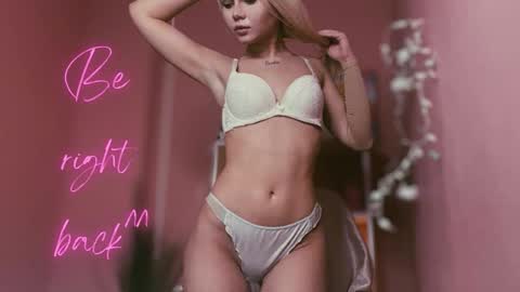 Lilli 3 online show from November 28, 7:11 am