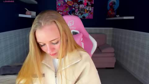 LisGTM2 Mon-Thu Sat 0100am-0700am online show from November 30, 1:32 am