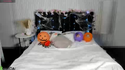 Barbie Staze online show from October 23, 2:28 am