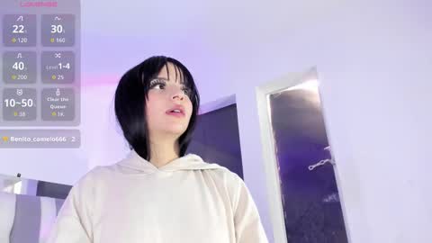 Snapshot of barbieteeen chatting on October 13, 4:31 pm Barbie... online show from October 13, 4:31 pm