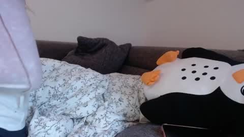 Lena online show from April 6, 5:25 pm