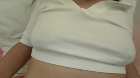 Snapshot of bbbaby03 chatting on October 3, 7:13 am bbbaby03 online show from October 3, 7:13 am