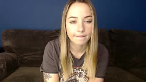 bbgirlnextdoor online show from December 1, 6:32 pm