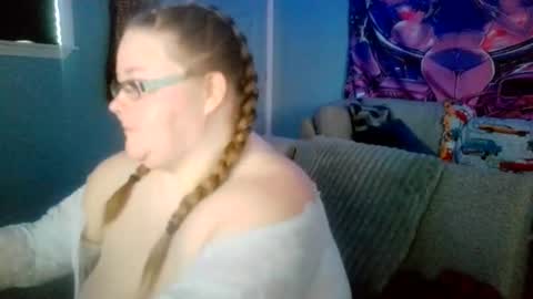 bbwgamergirl93 online show from November 4, 2:11 pm