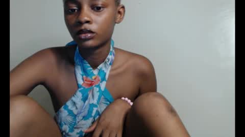 beakimber50 online show from October 29, 11:51 pm