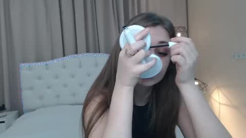 beataangel online show from April 24, 6:49 am