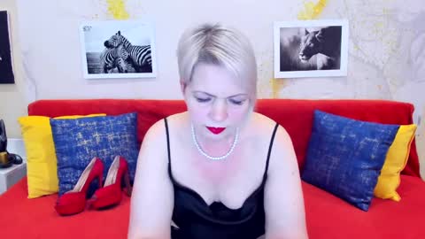 Snapshot of beatifullhellenx chatting on March 6, 6:59 pm BeatifullHellen online show from March 6, 6:59 pm
