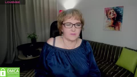 Snapshot of beautiful_lina7 chatting on January 18, 3:49 pm your Lana online show from January 18, 3:49 pm