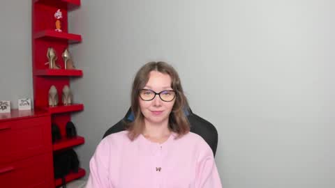 Zoe online show from June 8, 6:36 am