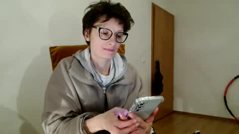 Raluca online show from March 30, 8:41 pm