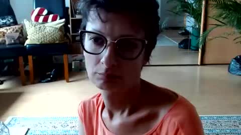 Raluca online show from July 27, 2:36 pm