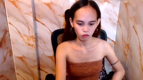 becca online show from June 25, 3:28 am