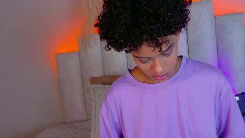 Beecckkkaaa online show from March 14, 5:47 pm