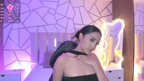 BELLA online show from February 20, 10:21 pm