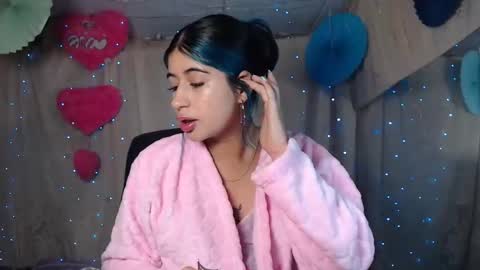 Snapshot of belinda_luna_ chatting on January 5, 11:01 pm modelo independiente online show from January 5, 11:01 pm