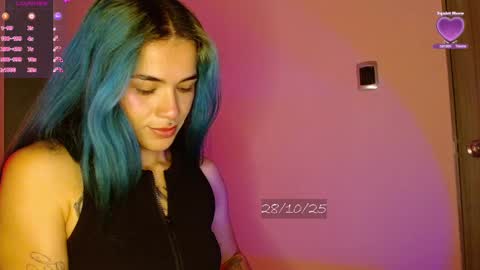 Snapshot of bell_art chatting on October 28, 5:41 pm   online show from October 28, 5:41 pm