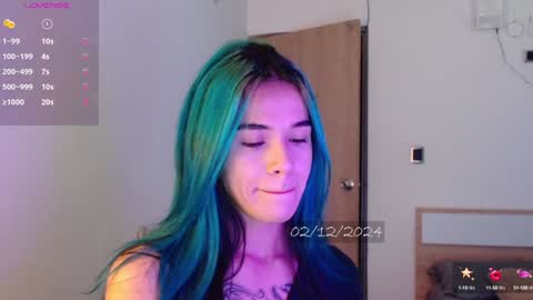 Snapshot of bell_art chatting on December 2, 5:46 pm   online show from December 2, 5:46 pm