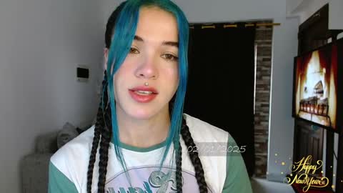 Snapshot of bell_art chatting on January 4, 2:46 pm   online show from January 4, 2:46 pm