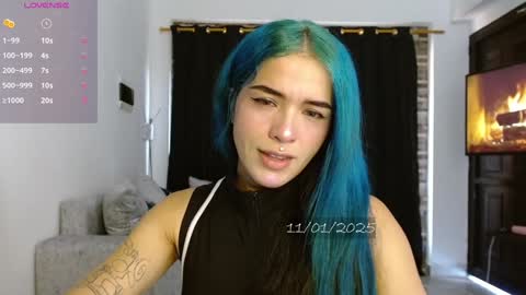 Snapshot of bell_art chatting on January 11, 5:07 pm   online show from January 11, 5:07 pm