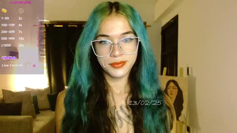 Snapshot of bell_art chatting on February 13, 11:06 am   online show from February 13, 11:06 am