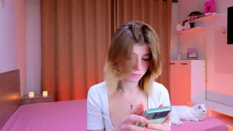 Bella online show from November 7, 3:39 pm