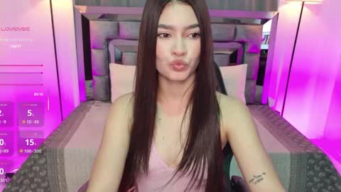 Bella  online show from February 4, 3:37 pm