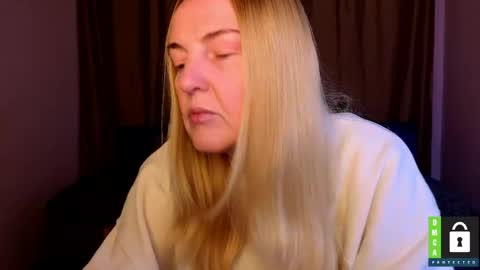 Bella online show from April 23, 11:39 am