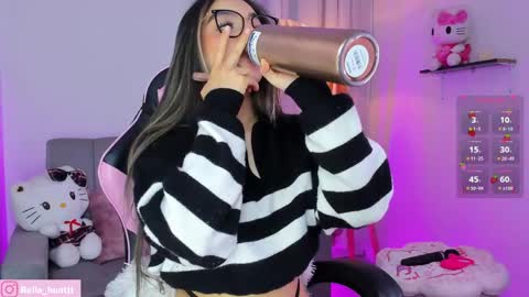 bella igbella hunttt online show from April 26, 1:58 am